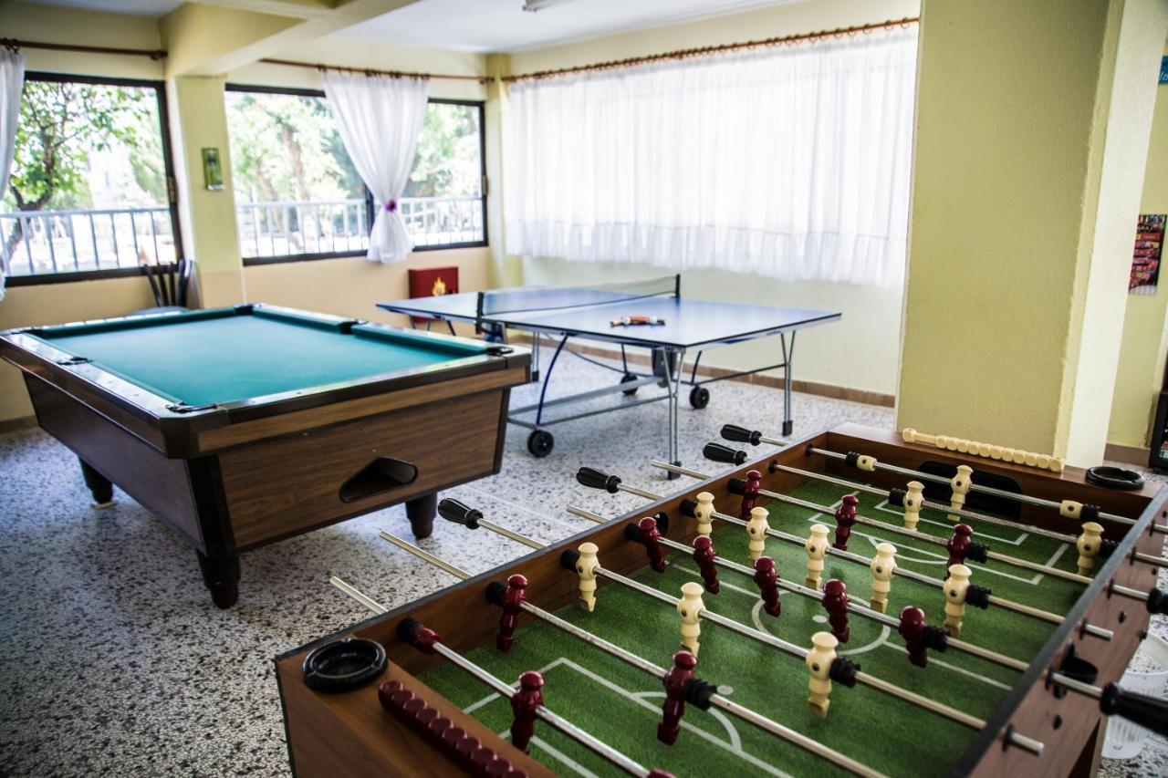 Dionisos Palms Apartments パラリア・ディオニショウ エクステリア 写真