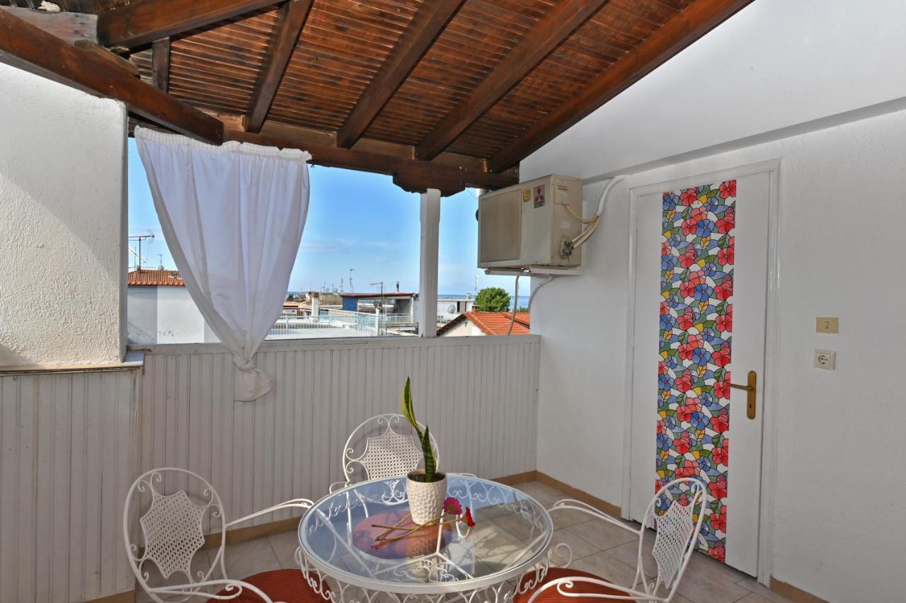 Dionisos Palms Apartments パラリア・ディオニショウ エクステリア 写真
