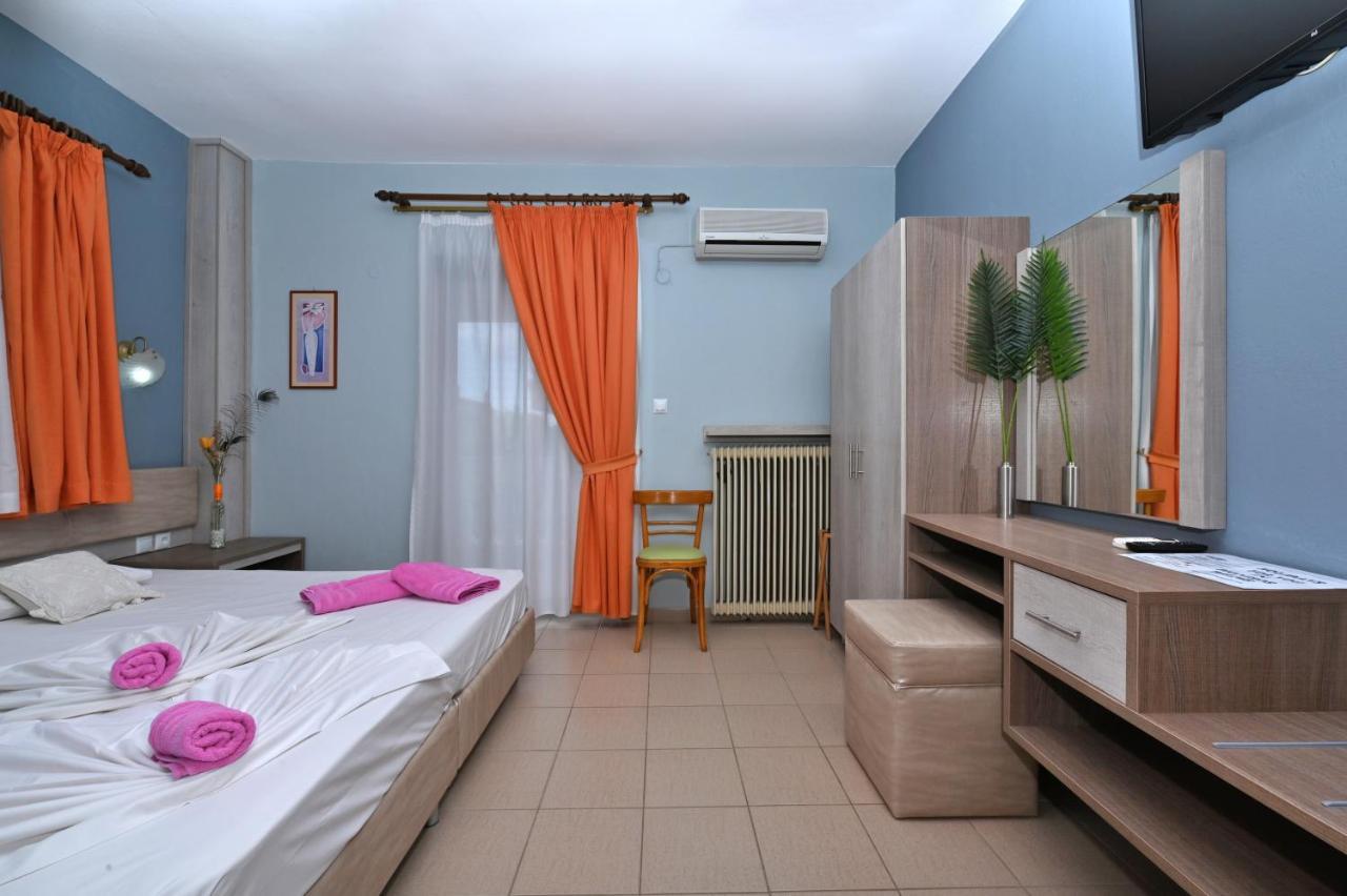 Dionisos Palms Apartments パラリア・ディオニショウ エクステリア 写真