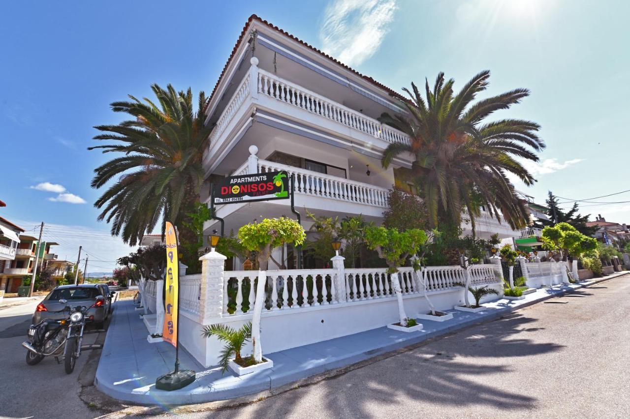 Dionisos Palms Apartments パラリア・ディオニショウ エクステリア 写真